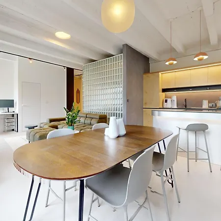 Lejlighed Urban Haven In Center With Free Parking Bratislava