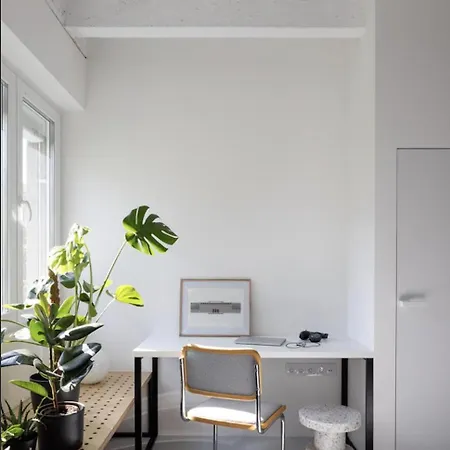 Urban Haven In Center With Free Parking 브라티슬라바