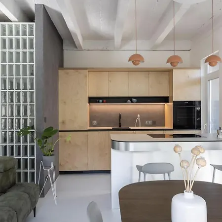 Urban Haven In Center With Free Parking * ברטיסלאבה